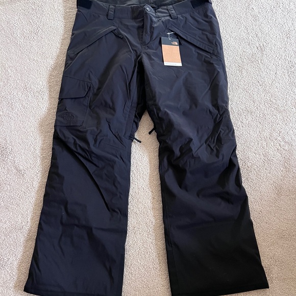 The North Face Pants - The North Face Freedom Insulated Snow Pants — Black — Women’s XL Short